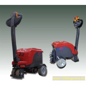 DEC TR2 – gyalogkíséretű vontató 1500 kg vonóerő