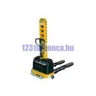 Önfelrakó, önbeemelő félelektromos targonca. 500 kg 1500 mm emelésre képes