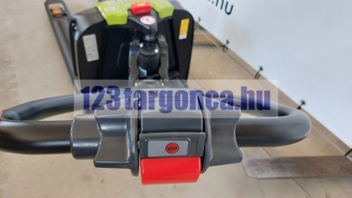 LWio15 kezelőfogantyú pillangó menetkapcsolóval, kürtgombbal és piros haskapcsolóval