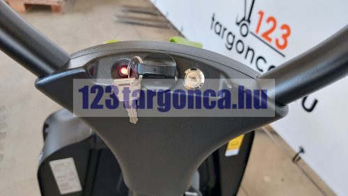 LWio15 kulcsos kapcsoló és kijelző a kormányrúd tövében